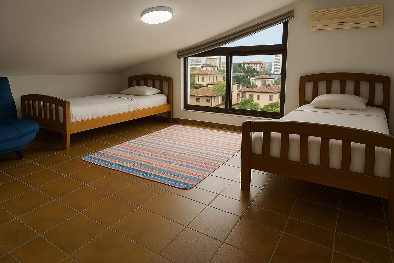 Cozy Big Apartment With Balcony Tiranë Ngoại thất bức ảnh