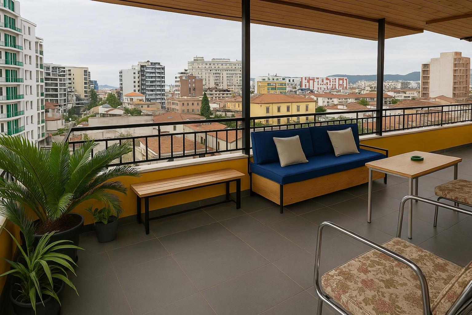 Cozy Big Apartment With Balcony Tiranë Ngoại thất bức ảnh