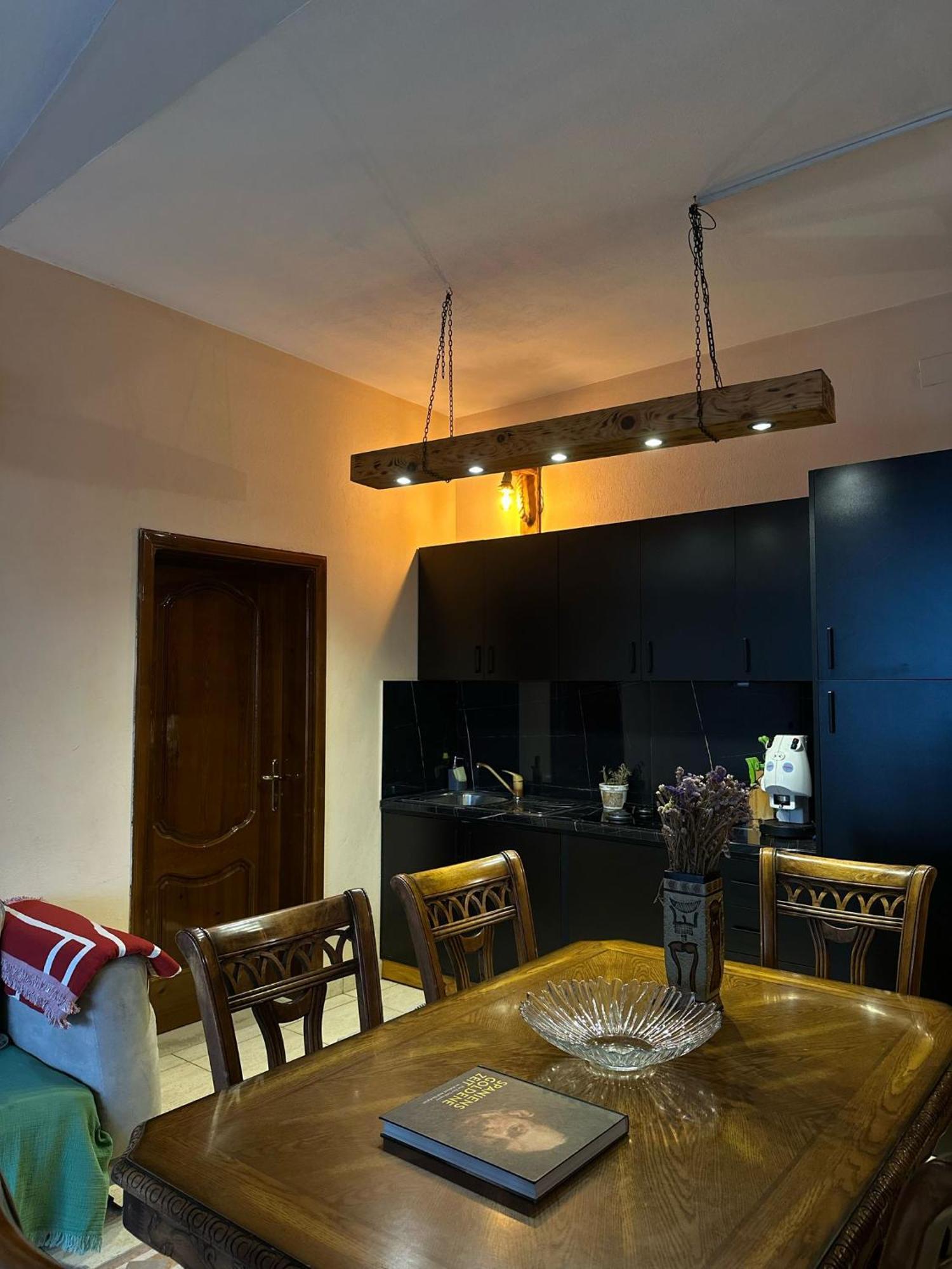 Cozy Big Apartment With Balcony Tiranë Ngoại thất bức ảnh