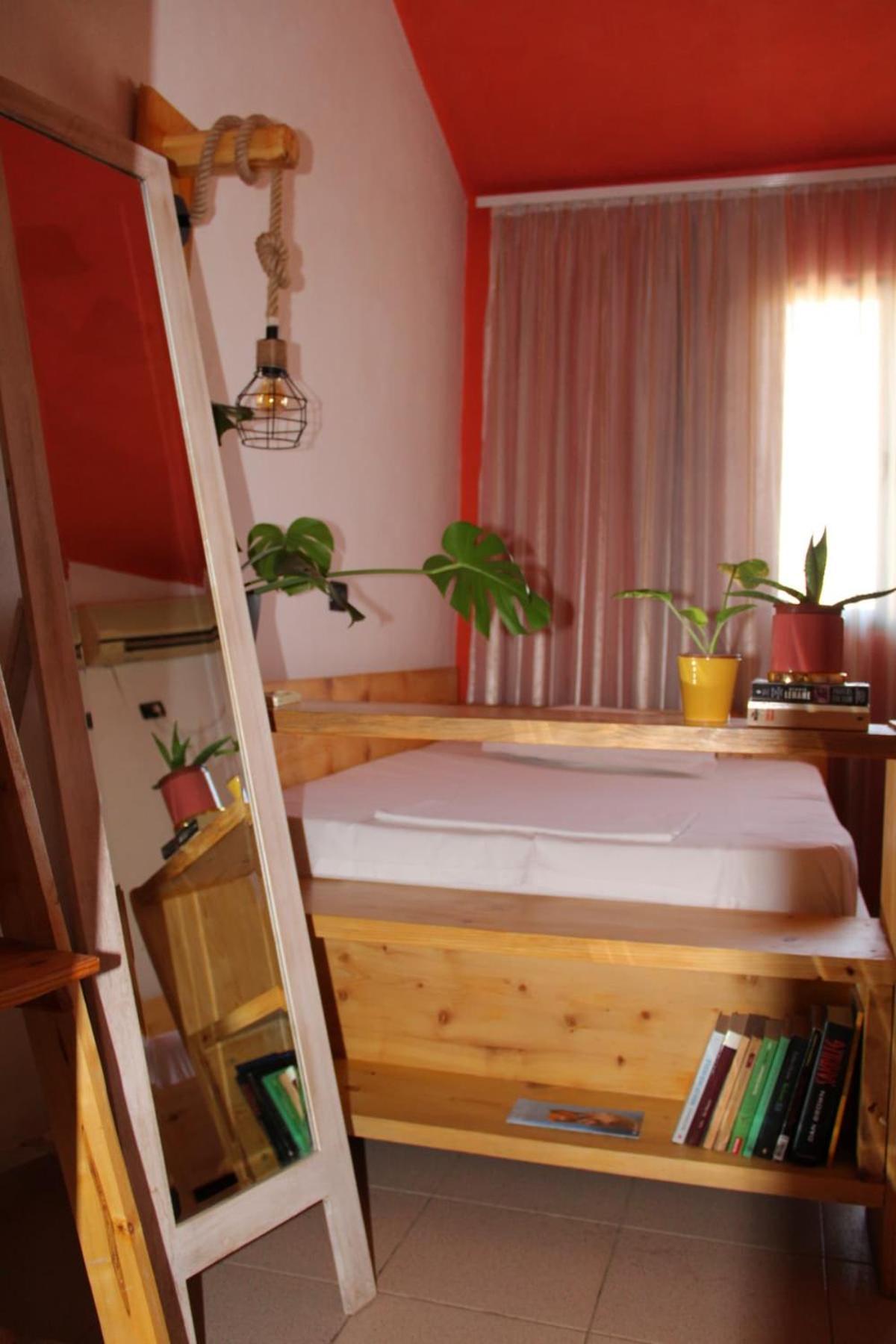 Cozy Big Apartment With Balcony Tiranë Ngoại thất bức ảnh